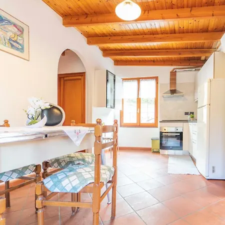 141- Casa Il Corbezzolo, 2,5chilometri Dal Centro E Dal Mare Bracco
