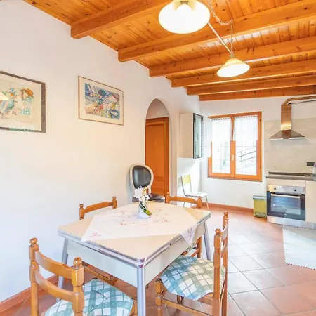 141- Casa Il Corbezzolo, 2,5chilometri Dal Centro E Dal Mare Bracco